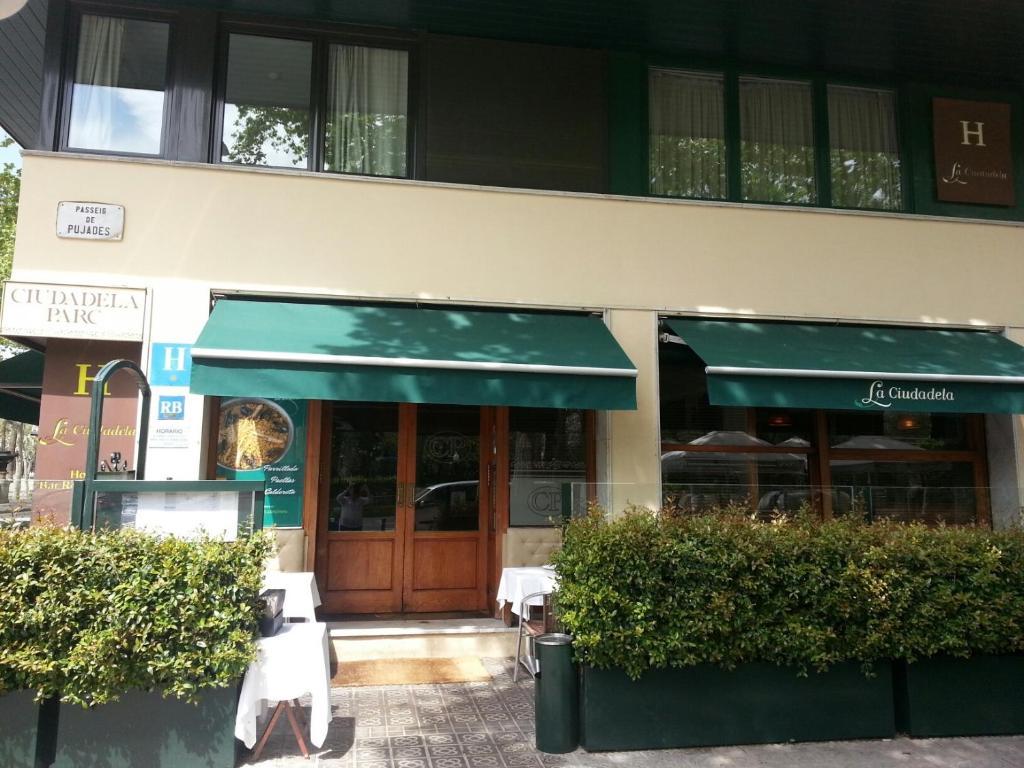 La Ciudadela Hotel บาร์เซโลนา ภายนอก รูปภาพ