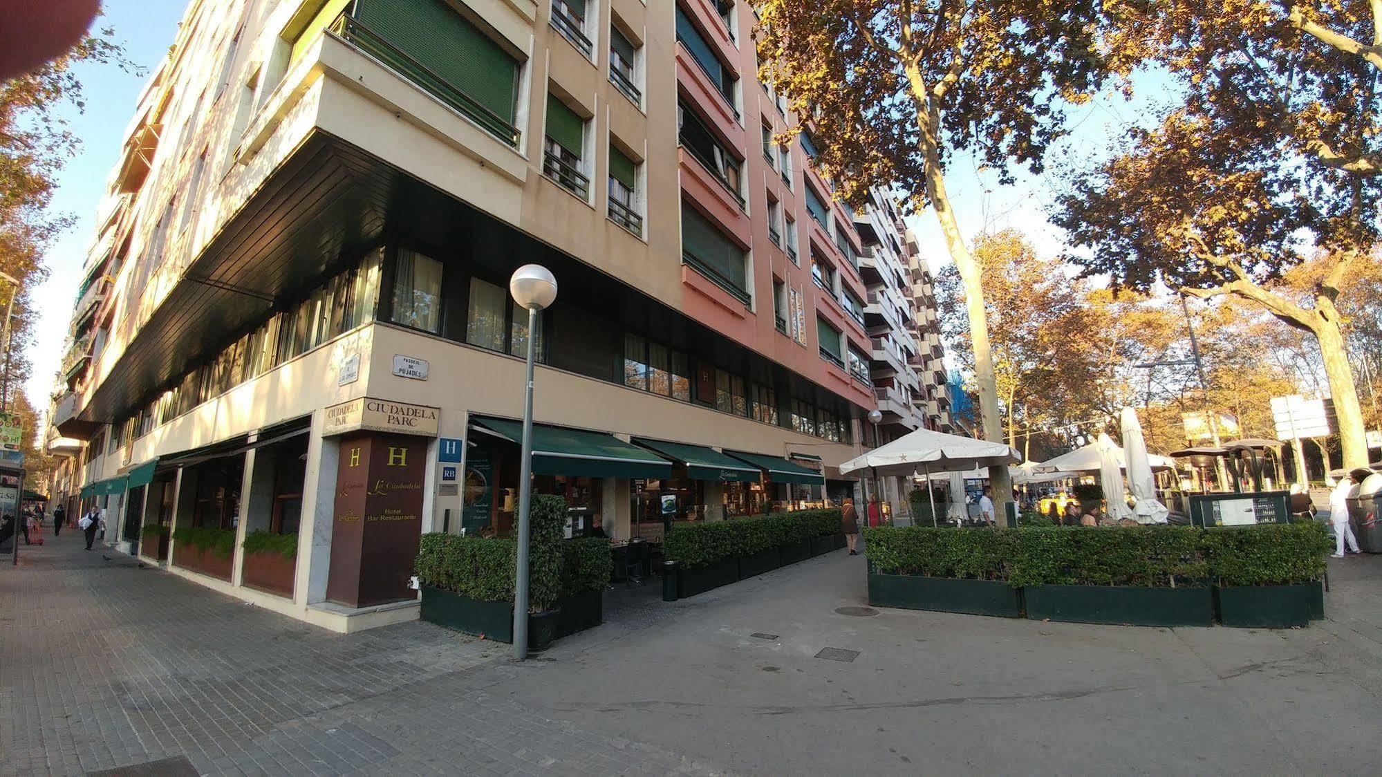 La Ciudadela Hotel บาร์เซโลนา ภายนอก รูปภาพ